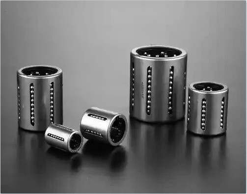 LM8UU Lineaire bussen 8 mm CNC lineaire kogellagers voor staven Liner Rail Lineaire schachtonderdelen