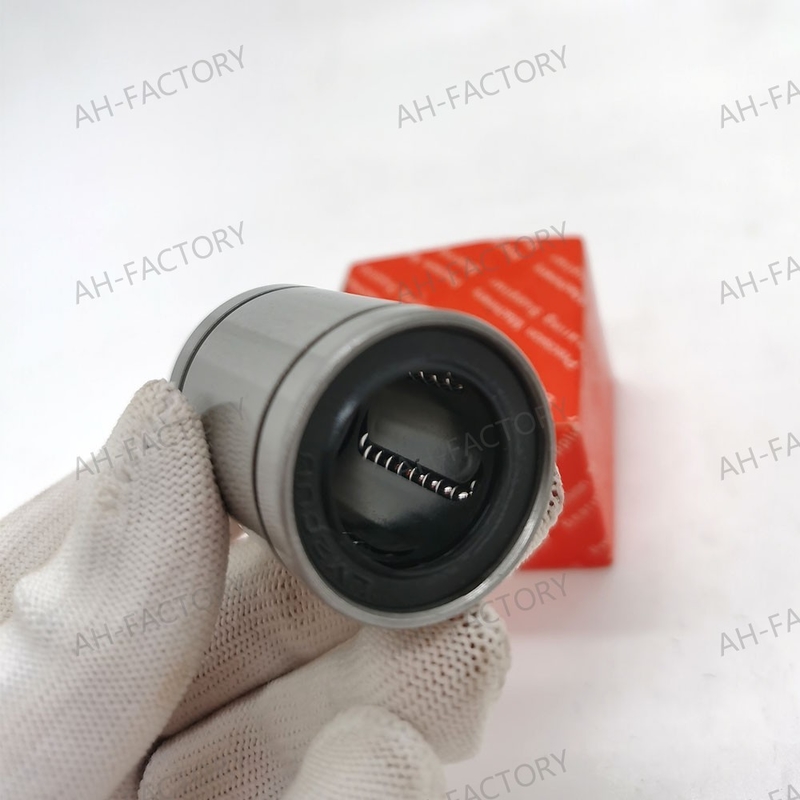 Olie-vet smeer LM20 lineair lager voor een zeer nauwkeurige lineaire geleidingsprestatie